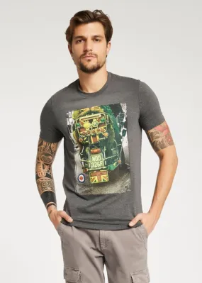 T-shirt con stampa grafica